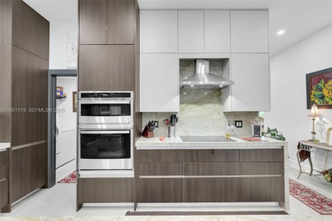 Купить виллу или дом в Майами, Флорида 3 спальни, 166.2м2, № 2006383 - фото 30