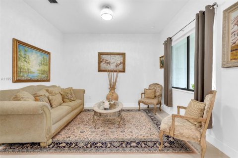 Купить виллу или дом в Майами, Флорида 3 спальни, 166.2м2, № 2006383 - фото 9