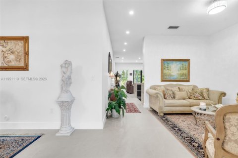 Купить виллу или дом в Майами, Флорида 3 спальни, 166.2м2, № 2006383 - фото 12