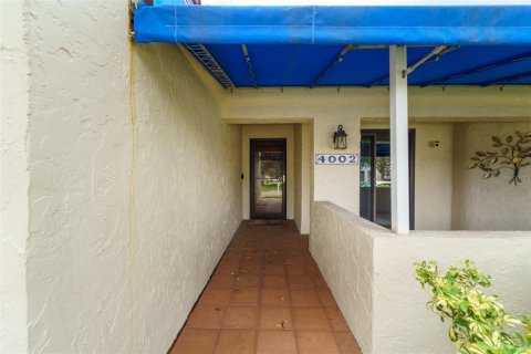 House in Pinellas Park, Florida 2 bedrooms, 105.17 sq.m. № 2208031 - photo 4