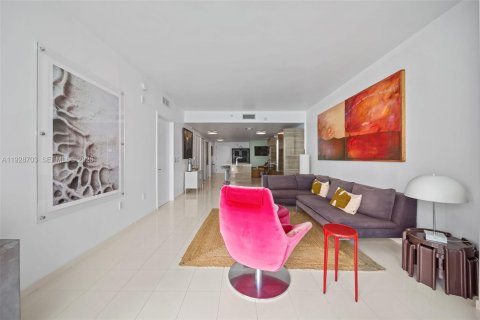 Снять в аренду кондоминиум в Майами, Флорида 2 спальни, 102.56м2, № 1988725 - фото 12