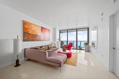 Снять в аренду кондоминиум в Майами, Флорида 2 спальни, 102.56м2, № 1988725 - фото 5