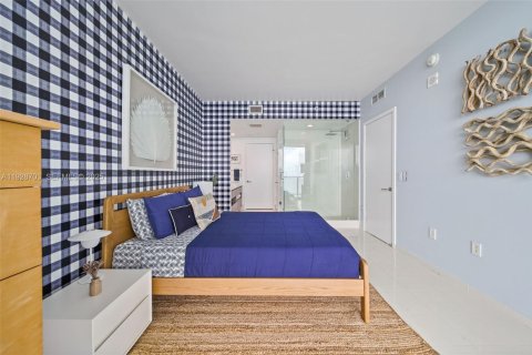 Снять в аренду кондоминиум в Майами, Флорида 2 спальни, 102.56м2, № 1988725 - фото 20