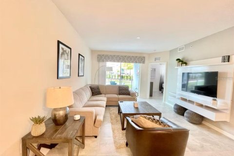 Condo in Kissimmee, Florida, 3 bedrooms  № 2351743 - photo 4