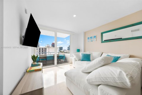 Condominio en venta en Miami Beach, Florida, 1 dormitorio, 59.92 m2 № 2037704 - foto 12