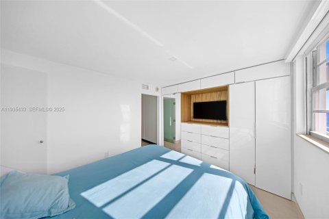 Condominio en venta en Miami Beach, Florida, 1 dormitorio, 59.92 m2 № 2037704 - foto 24