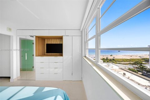 Condominio en venta en Miami Beach, Florida, 1 dormitorio, 59.92 m2 № 2037704 - foto 21