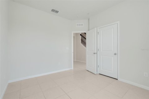 Adosado en venta en Orlando, Florida, 4 dormitorios, 172.89 m2 № 2416780 - foto 15