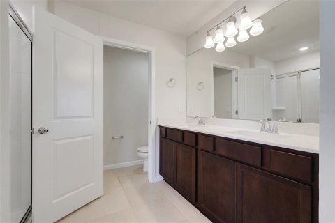 Adosado en venta en Orlando, Florida, 4 dormitorios, 172.89 m2 № 2416780 - foto 24