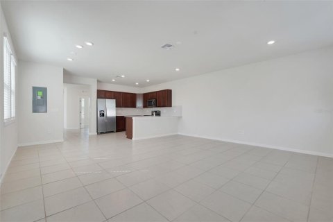 Adosado en venta en Orlando, Florida, 4 dormitorios, 172.89 m2 № 2416780 - foto 6