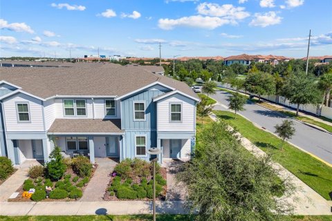 Adosado en venta en Orlando, Florida, 4 dormitorios, 172.89 m2 № 2416780 - foto 4