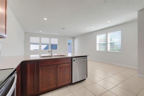Adosado en venta en Orlando, Florida, 4 dormitorios, 172.89 m2 № 2416780 - foto 13