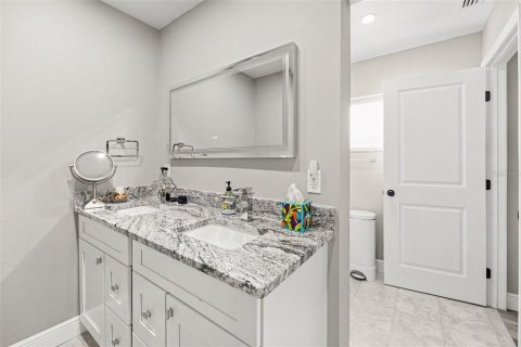 Villa ou maison à vendre à Pinellas Park, Floride: 2 chambres, 148.64 m2 № 2149838 - photo 29