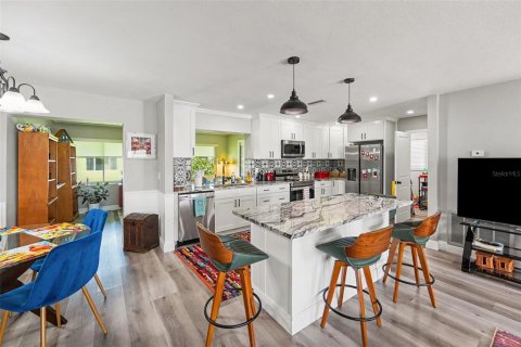 Villa ou maison à vendre à Pinellas Park, Floride: 2 chambres, 148.64 m2 № 2149838 - photo 14
