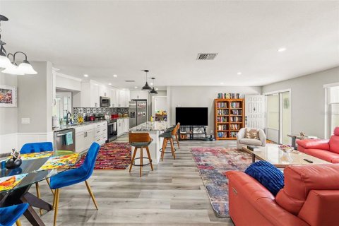 Villa ou maison à vendre à Pinellas Park, Floride: 2 chambres, 148.64 m2 № 2149838 - photo 9