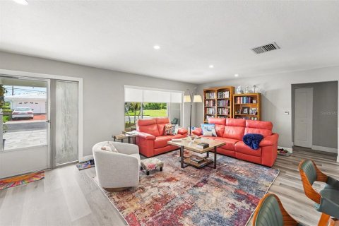Villa ou maison à vendre à Pinellas Park, Floride: 2 chambres, 148.64 m2 № 2149838 - photo 4