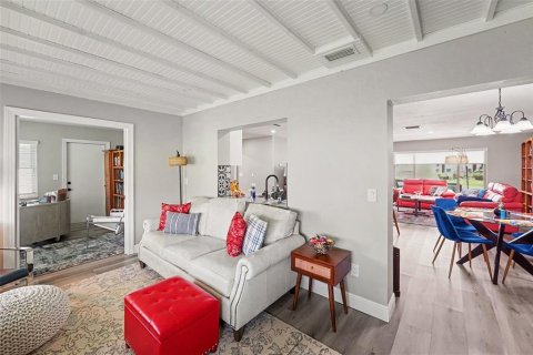 Villa ou maison à vendre à Pinellas Park, Floride: 2 chambres, 148.64 m2 № 2149838 - photo 21
