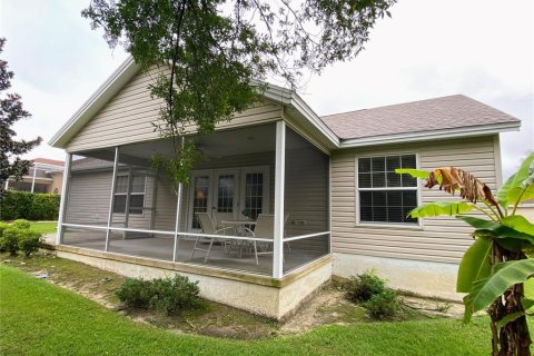House in The Villages, Florida 3 bedrooms, 140.47 sq.m. № 2205472 - photo 28