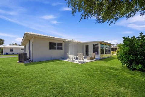 Villa ou maison à vendre à North Port, Floride: 2 chambres, 84.63 m2 № 2094159 - photo 26