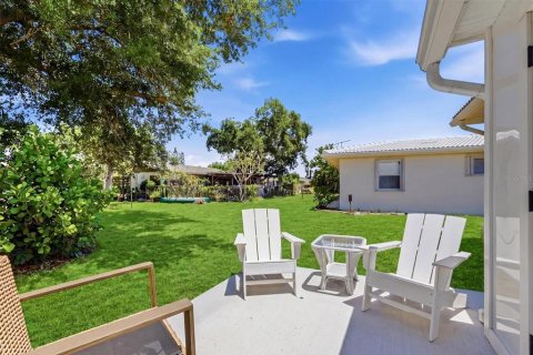 Villa ou maison à vendre à North Port, Floride: 2 chambres, 84.63 m2 № 2094159 - photo 2