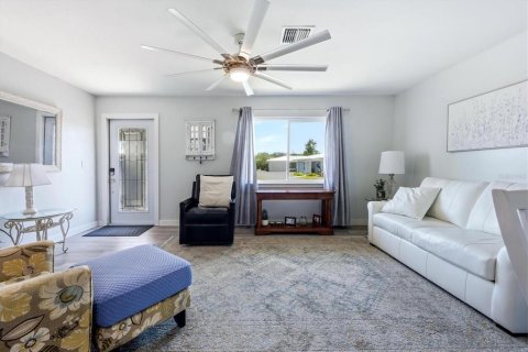 Villa ou maison à vendre à North Port, Floride: 2 chambres, 84.63 m2 № 2094159 - photo 9