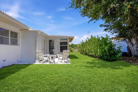 Villa ou maison à vendre à North Port, Floride: 2 chambres, 84.63 m2 № 2094159 - photo 27