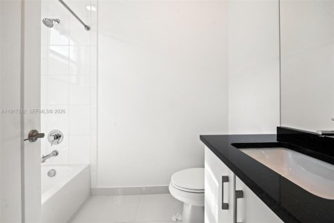 Casa en venta en Boca Raton, Florida, 5 dormitorios, 427.81 m2 № 2013886 - foto 28