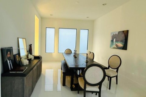 Casa en venta en Boca Raton, Florida, 5 dormitorios, 427.81 m2 № 2013886 - foto 7