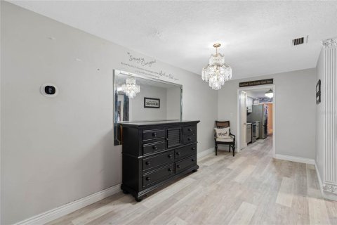 Casa en venta en Auburndale, Florida, 3 dormitorios, 327.67 m2 № 1544947 - foto 19