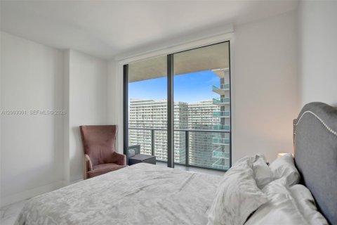 Condo in Miami, Florida, 2 bedrooms  № 2066694 - photo 18