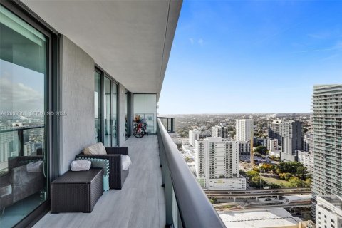 Condo in Miami, Florida, 2 bedrooms  № 2066694 - photo 24