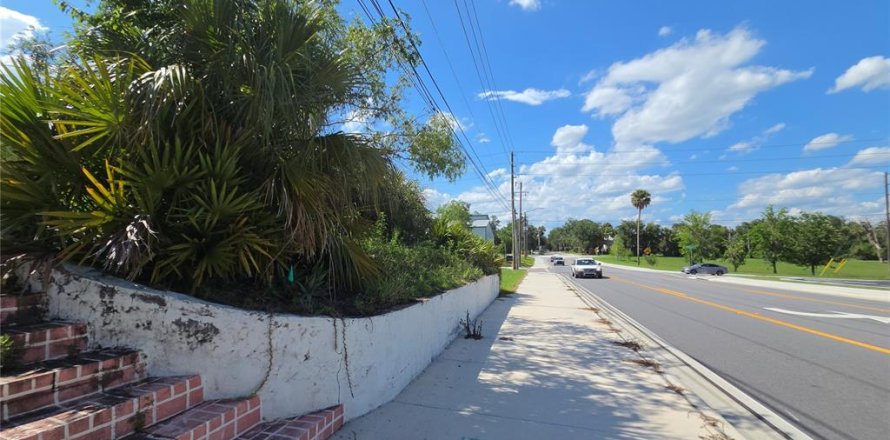Casa en DeLand, Florida 3 dormitorios, 154.4 m2 № 2201051