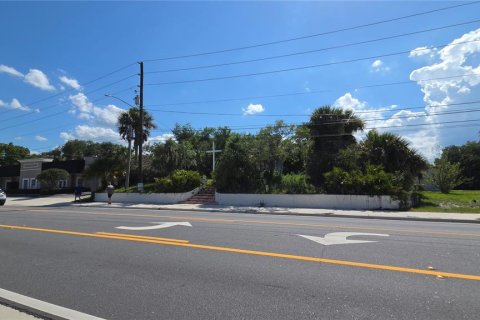 Casa en venta en DeLand, Florida, 3 dormitorios, 154.4 m2 № 2201051 - foto 2