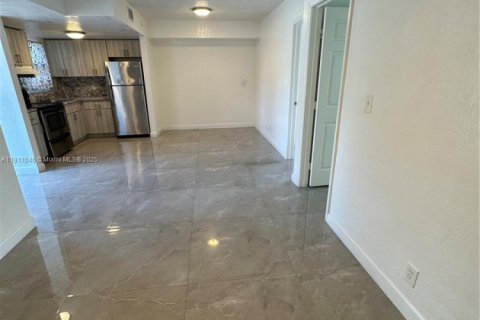 Apartment in Deerfield Beach, Florida 2 bedrooms, 67.82 sq.m. № 1972303 - photo 2