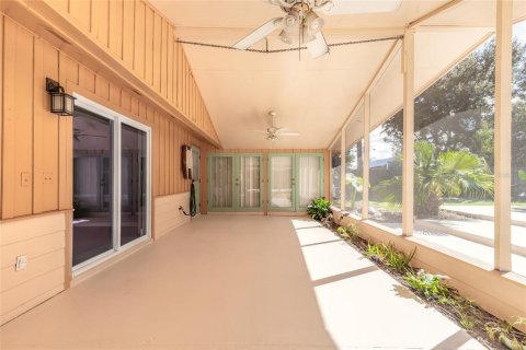 Villa ou maison à vendre à Edgewater, Floride: 3 chambres, 135.64 m2 № 2419215 - photo 30