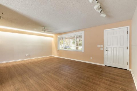 Villa ou maison à vendre à Edgewater, Floride: 3 chambres, 135.64 m2 № 2419215 - photo 18