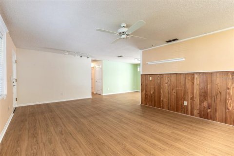 Villa ou maison à vendre à Edgewater, Floride: 3 chambres, 135.64 m2 № 2419215 - photo 20