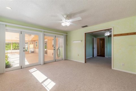 Villa ou maison à vendre à Edgewater, Floride: 3 chambres, 135.64 m2 № 2419215 - photo 16