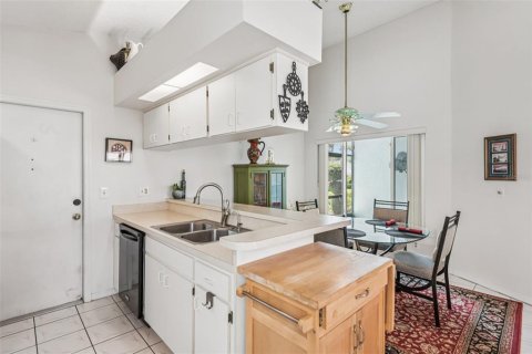 Casa en venta en Sun City Center, Florida, 2 dormitorios, 148.64 m2 № 2118054 - foto 16