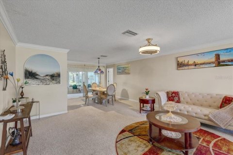 Casa en venta en New Port Richey, Florida, 2 dormitorios, 192.12 m2 № 2210934 - foto 5