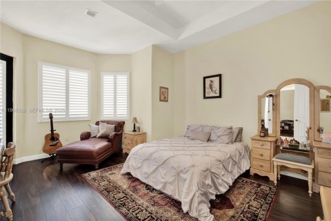 Casa en venta en Cutler Bay, Florida, 5 dormitorios, 438.22 m2 № 2031687 - foto 8