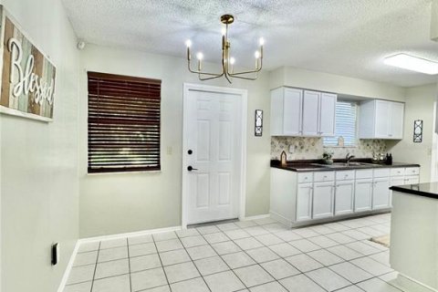 Casa en venta en Dunnellon, Florida, 3 dormitorios, 128.21 m2 № 1880982 - foto 4