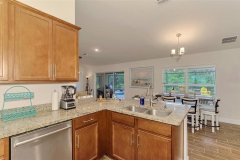 House in North Port, Florida 4 bedrooms, 198.63 sq.m. № 2229757 - photo 26