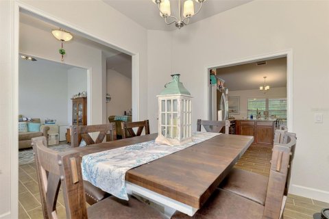 House in North Port, Florida 4 bedrooms, 198.63 sq.m. № 2229757 - photo 29