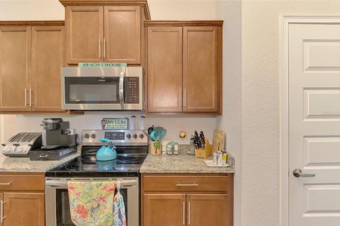 House in North Port, Florida 4 bedrooms, 198.63 sq.m. № 2229757 - photo 23