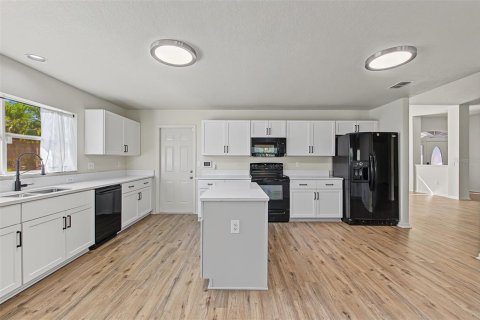 Villa ou maison à vendre à Homosassa, Floride: 4 chambres, 283.26 m2 № 2415033 - photo 22
