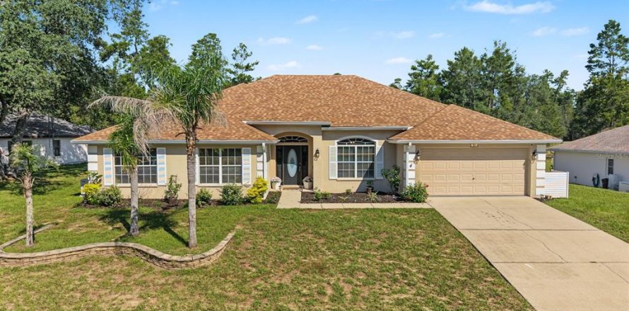Villa ou maison à Homosassa, Floride 4 chambres, 283.26 m2 № 2415033