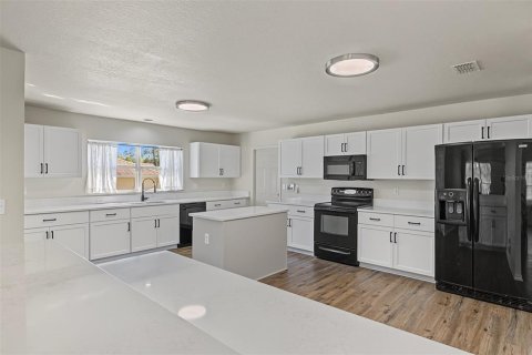 Villa ou maison à vendre à Homosassa, Floride: 4 chambres, 283.26 m2 № 2415033 - photo 7
