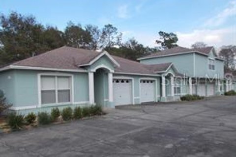 Apartamento en alquiler en Kissimmee, Florida, 3 dormitorios, 117.52 m2 № 1915887 - foto 1