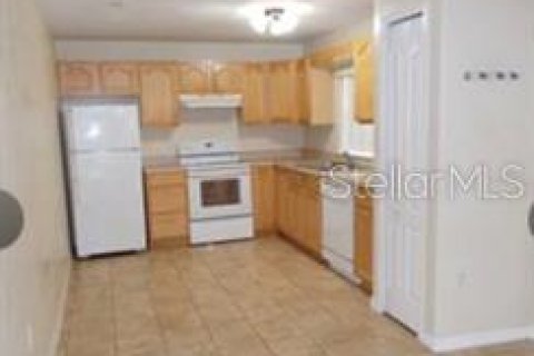 Apartamento en alquiler en Kissimmee, Florida, 3 dormitorios, 117.52 m2 № 1915887 - foto 4